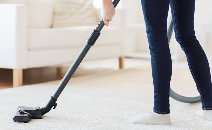 The Top Advantages of Hiring the Best Cleaning Services